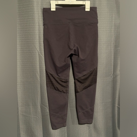 Fabletics Leggings - Picture 2 of 7